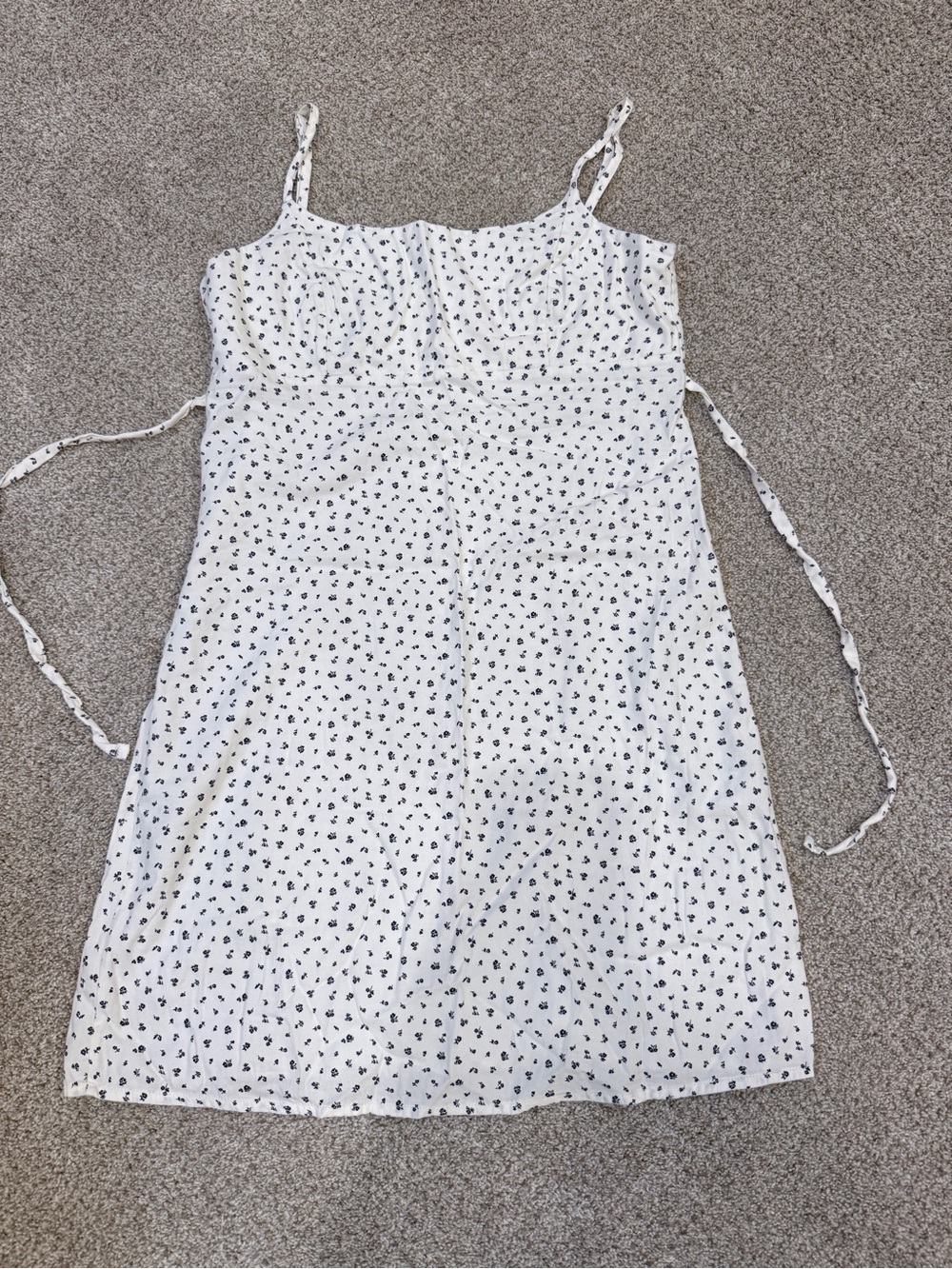 Brandy Melville One Size White Mini Sundress with Black Floral Print